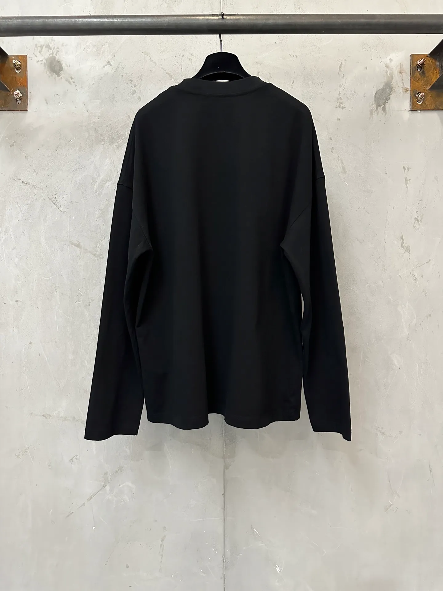 ￼ 165 acne studio Three-dimensional letter embroidery logo round neck long-sleeved T-shirt Fabric: Oversize silhouette Lazy 3D three-dimensional letter embroidery | Detail party ecstatic concave and convex texture Customized hardware Thread Accessories Matching version Men and women Same Style Color: Black White Black Size: XS S M L XL